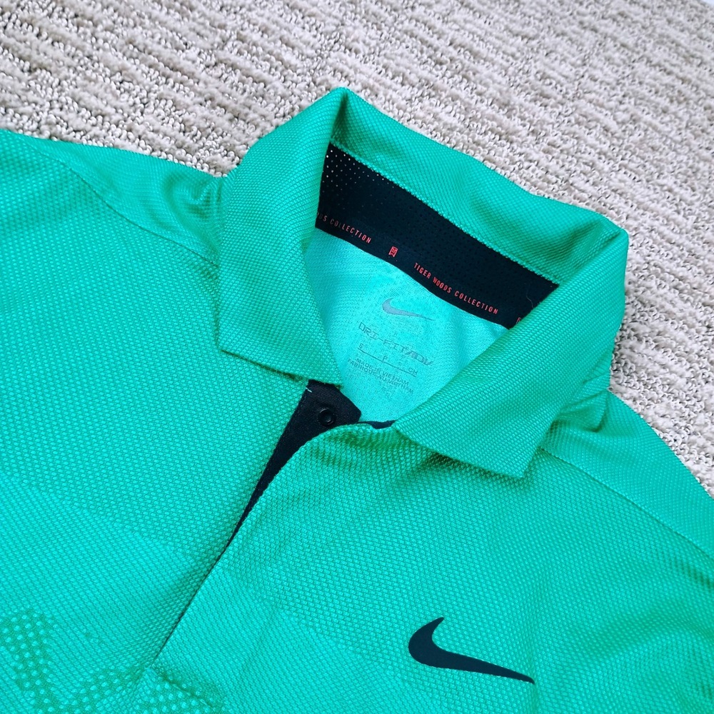 Nike Tiger Woods Collection Polo Mens Small Green Camo Golf Shirt DR5327-324